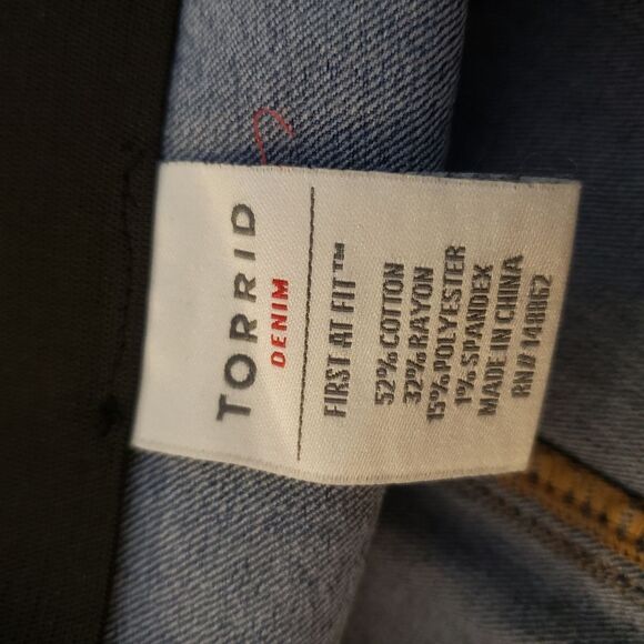 Torrid Seamed Denim Mini Skirt Sz 22 - Picture 6 of 9